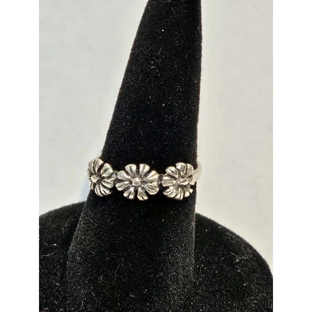 Sterling Silver 925 Triple Daisy Flower Band Ring Size 2.5 Floral Girls